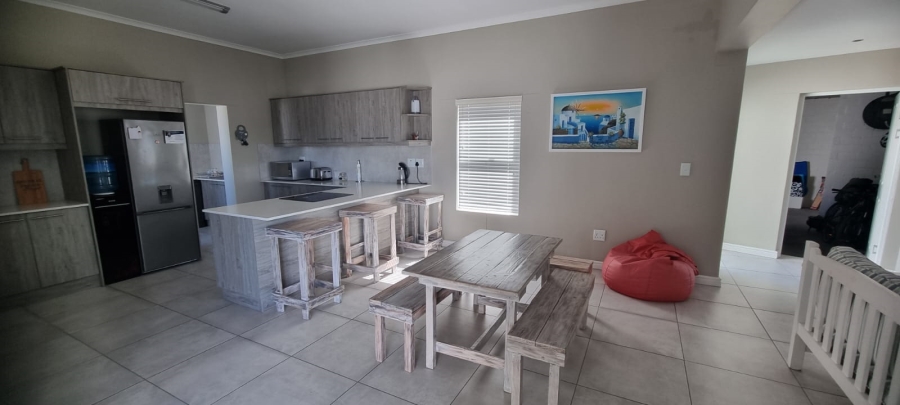 2 Bedroom Property for Sale in Blue Lagoon Western Cape